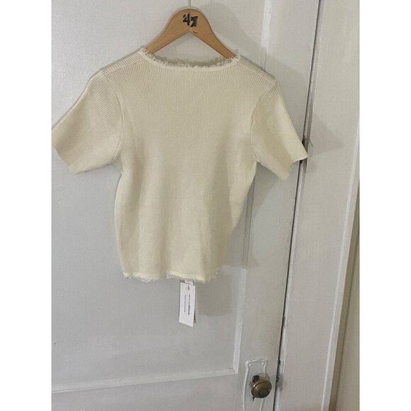 NWT Mis Inns OOT Beige Short sleeve Raw Hem Full Front Zip Blouse - Small - Picture 4 of 10